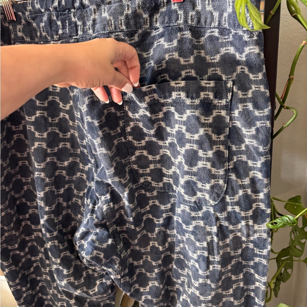 Geometric Patterned Drawstring Pants - image 7